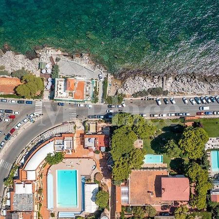 M'Place - Mondello Residence Palermo Buitenkant foto